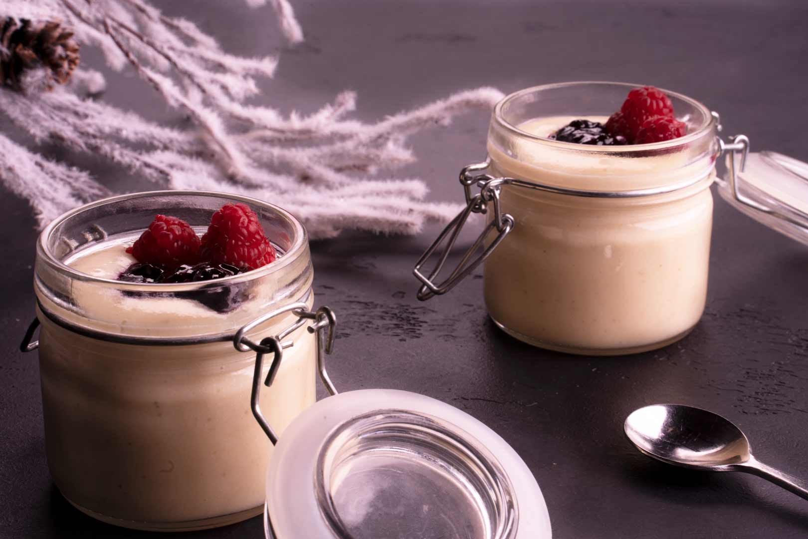 04---Crema-dolce-di-miglio-con-composta-ai-frutti-di-bosco-1-(Bio-Soia-Drink-Vanilla)
